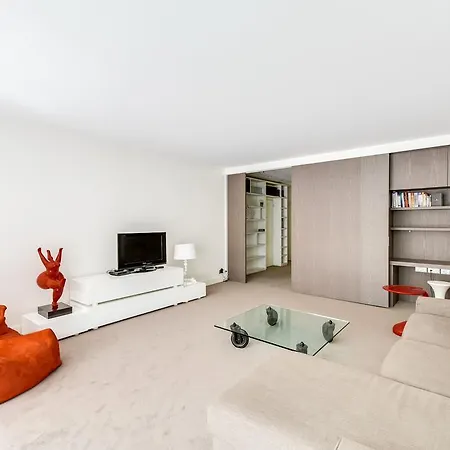 Soyer, F2 Avec Balcon A Апартаменты